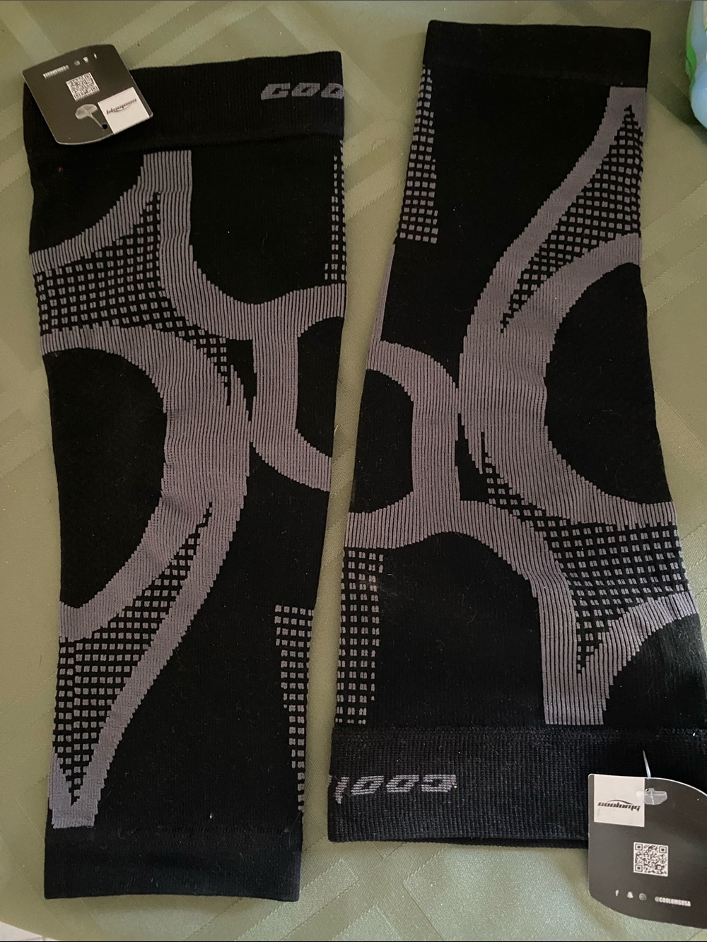 TWO ( 2 ) Black & Gray Patterned Compression Sleeves